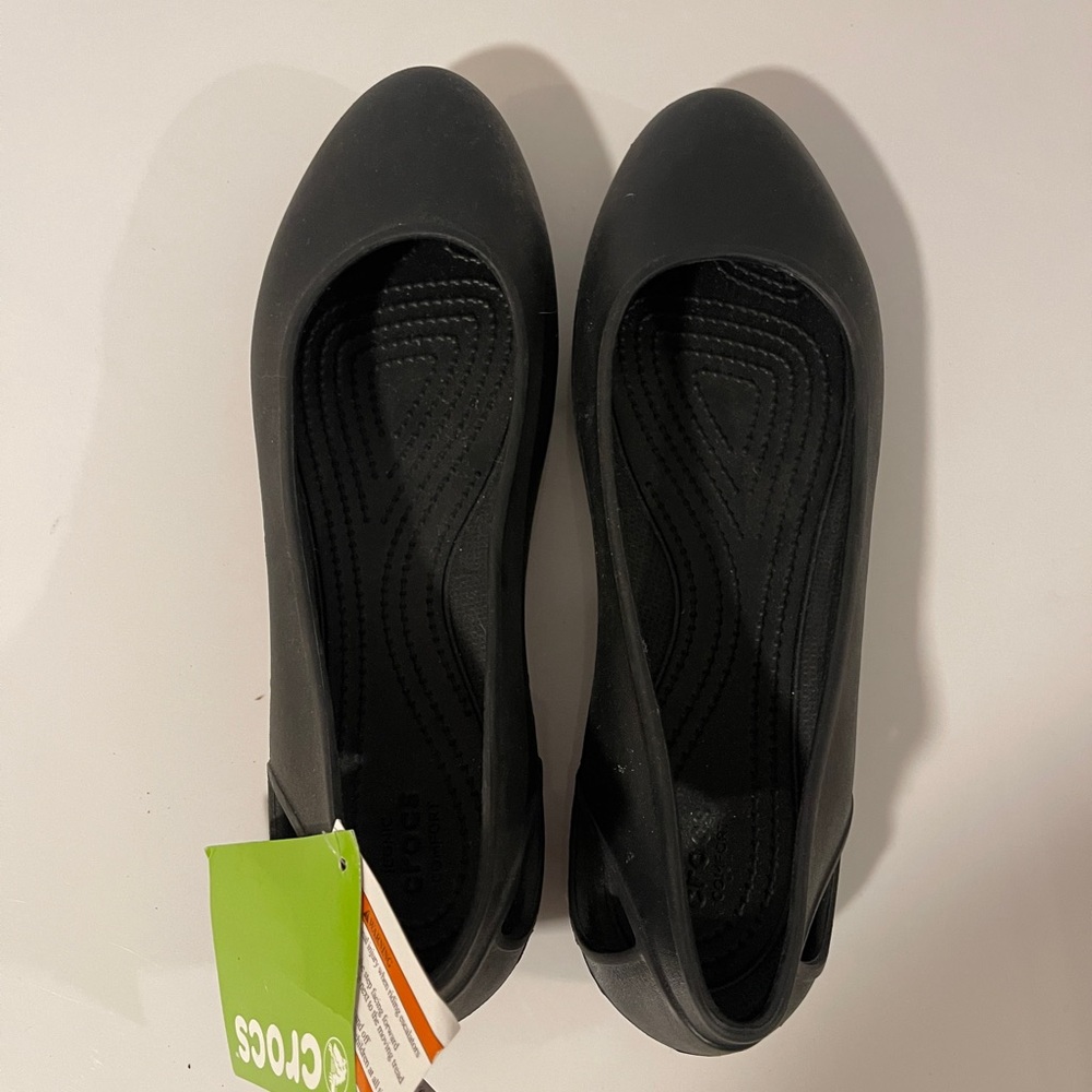 NWT black croc ballet flats